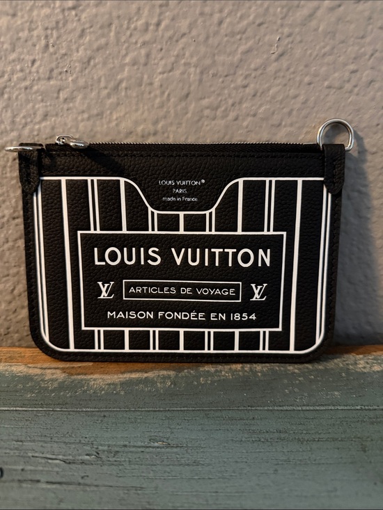 Louis Vuitton Handbags - LOUIS VUITTON NEVERFULL BB INSIDE OUT POCHETTE